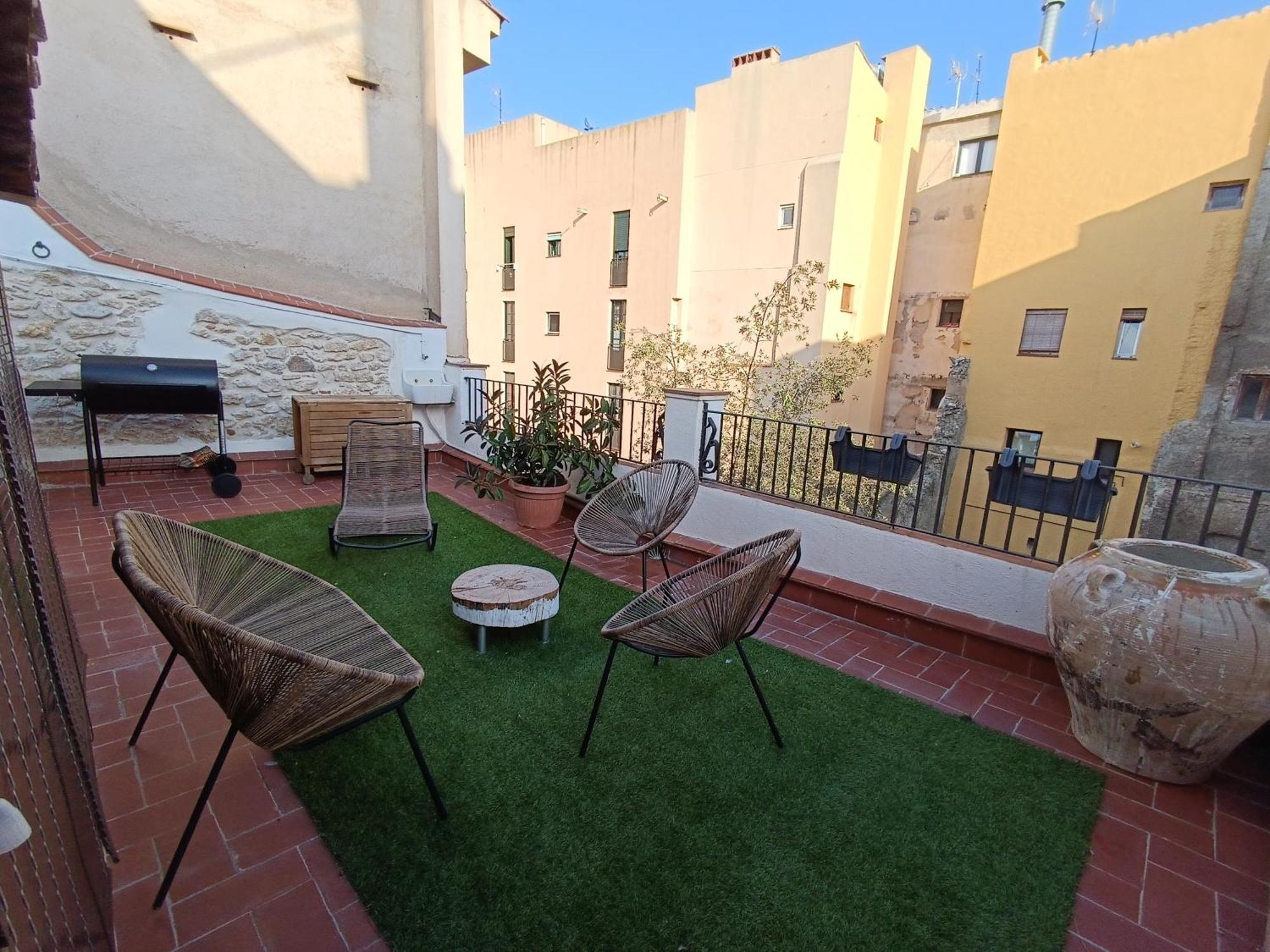 Petra Apartments -Old City With Terrace And Barbecue- Тарагона Екстериор снимка